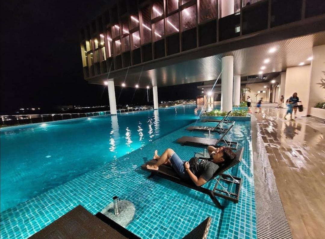 家庭式公寓 Bali Residences Melaka Extérieur photo